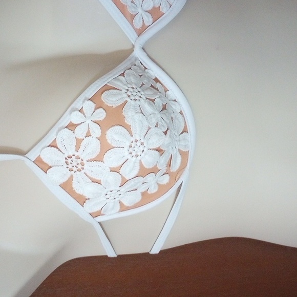 Floral Applics High Cut Bikini Swim Set - Picture 5 of 9